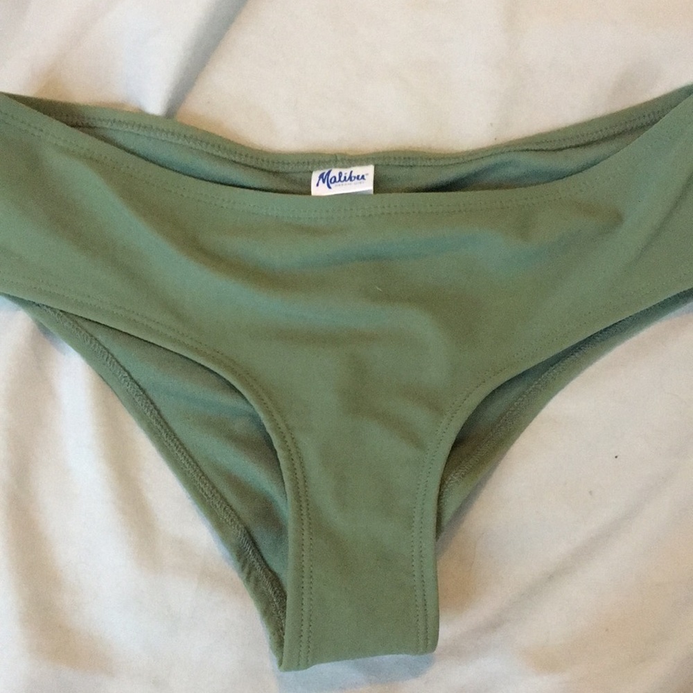 Ruffle Cheeky Swim Bottoms